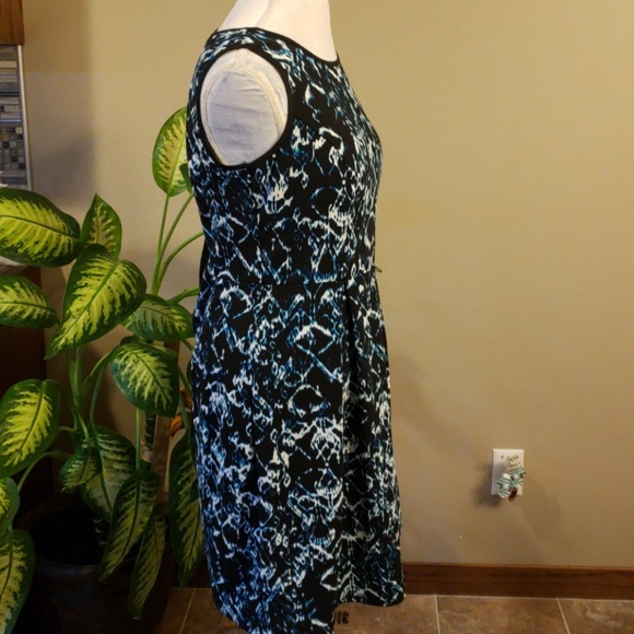 I LE New York sleeveless dress size 8 - Picture 6 of 8